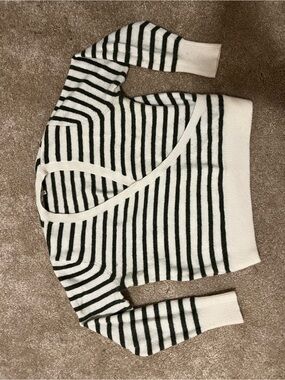 Madewell Olive Green and White Striped V-Neck Sweater